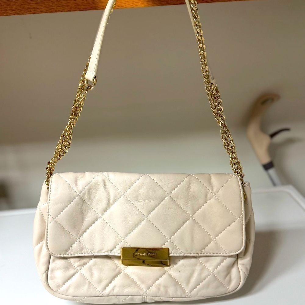 Michael Kors Small Quilted Leather Shoulder Bag - Off-White channel vibe - Picture 3 of 17